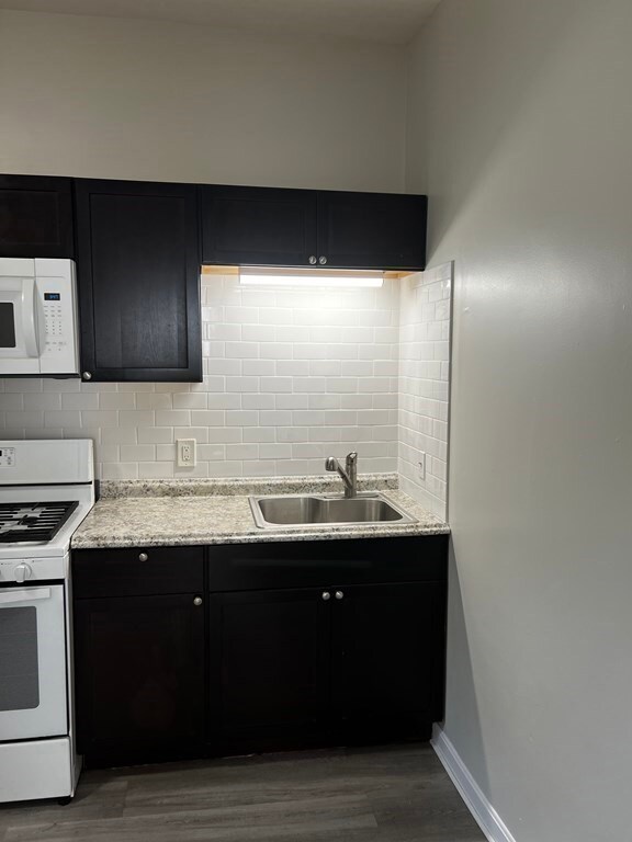 22 Centennial Ave unit 1, Revere, MA 02151 - photo 5