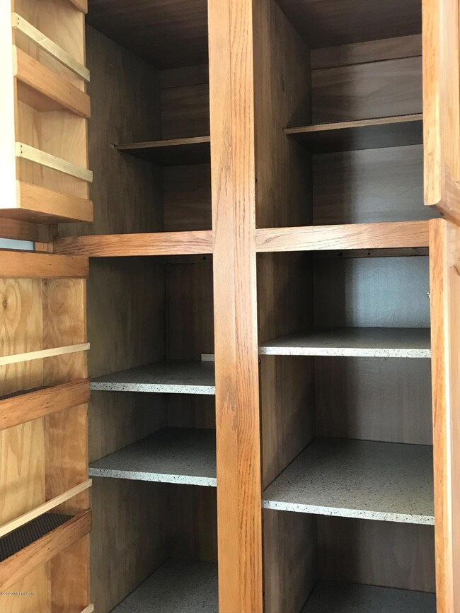 005_Pantry