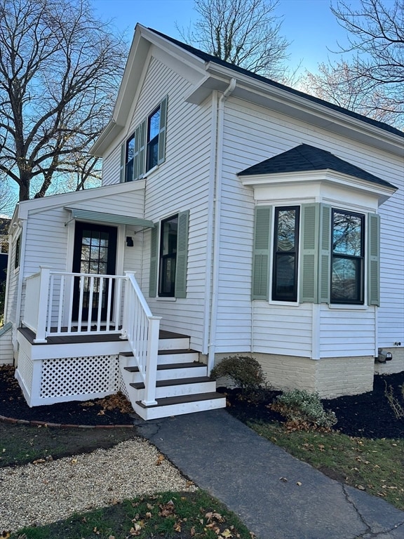 22 Laurel St, Beverly, MA 01915 - photo 5