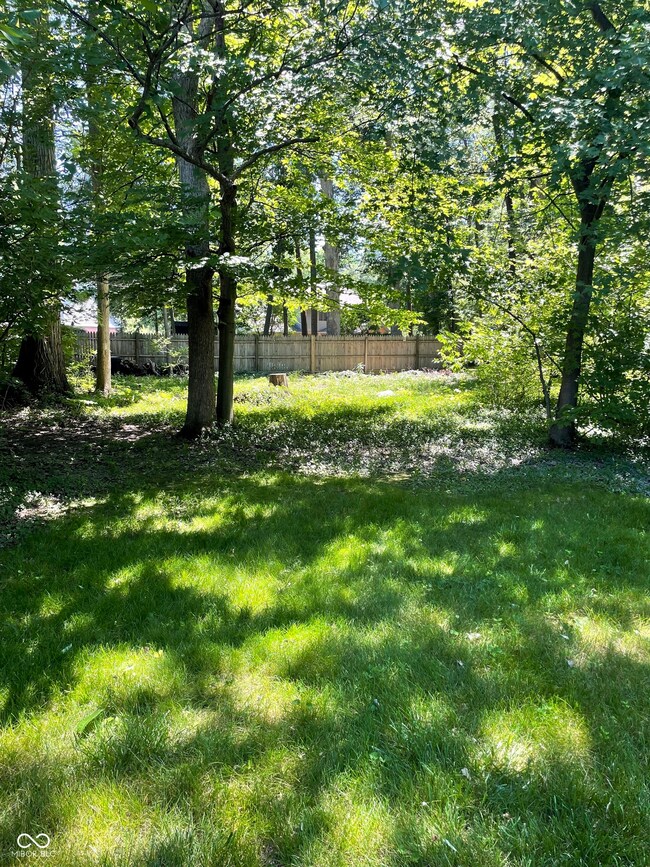 1017 Byland Dr, Beech Grove, IN 46107 - photo 6