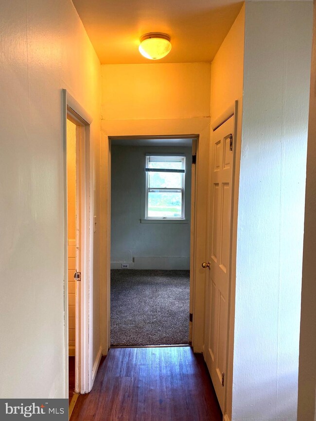 725 W Broad St unit 3, Quakertown, PA 18951 - photo 7