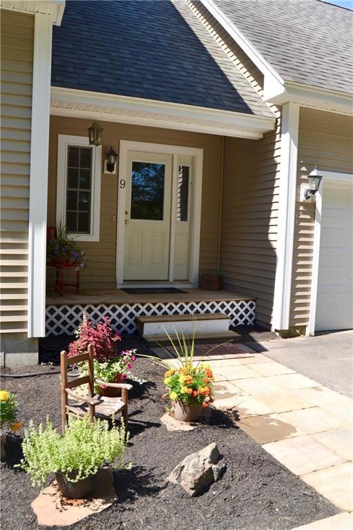 Mudroom entryway