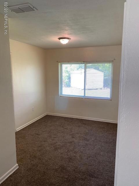 6531 Solandra Dr, Jacksonville, FL 32210 - photo 4