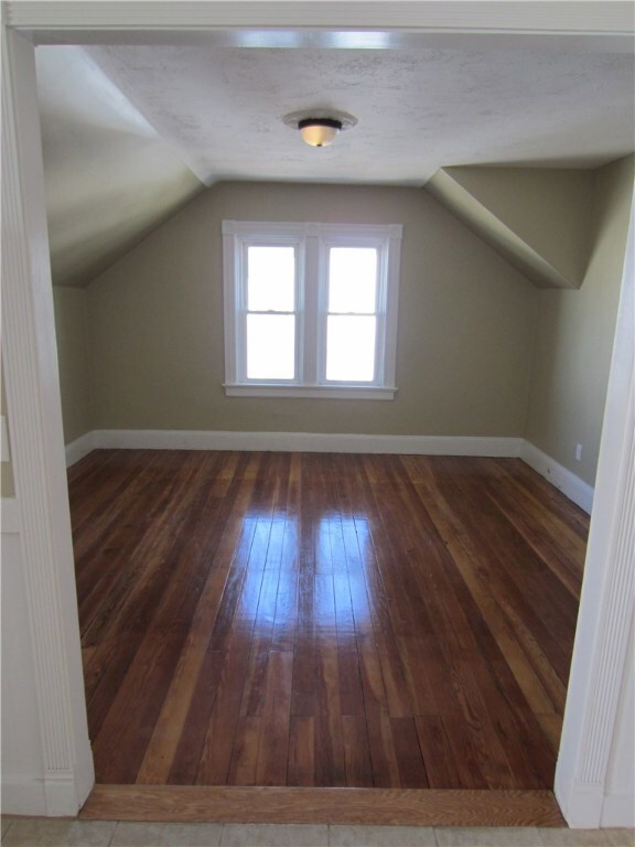 22 Penn St, Providence, RI 02909 - photo 5