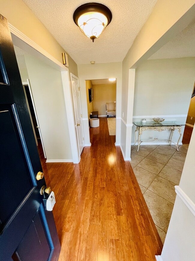 300 Forest Hills Dr, Douglas, GA 31535 - photo 2