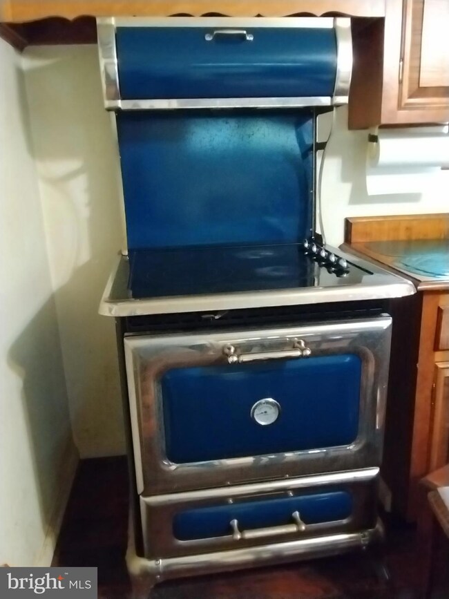 1966 Shenkel Rd, Pottstown, PA 19465 - photo 7