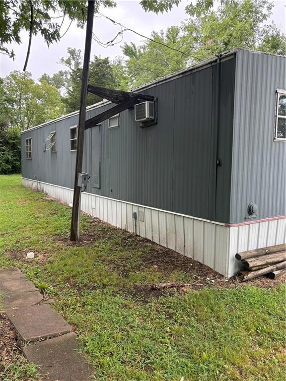 18478 McKinnley Lake Rd, Parsons, KS 67357 - photo 4