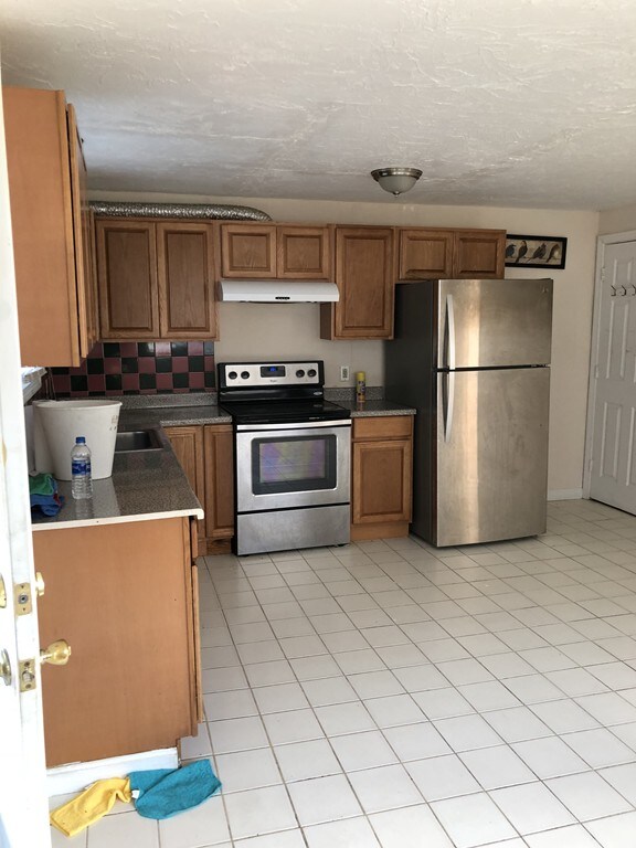 33A Queen St, Worcester, MA 01610 - photo 5