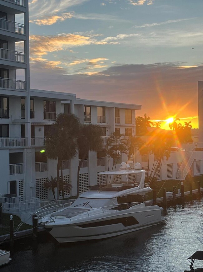 Royal Mariner unit 204, Fort Lauderdale, FL 33308 - photo 4