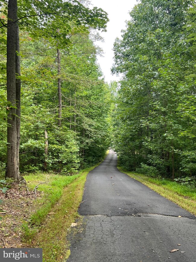 0 Lots 1 2 3 4 6 7 8 Grand Garden Ln unit VAST2017968, Stafford, VA 22556 - photo 4