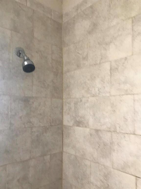 305 Cypress Dr unit 1, West Palm Beach, FL 33403 - photo 5