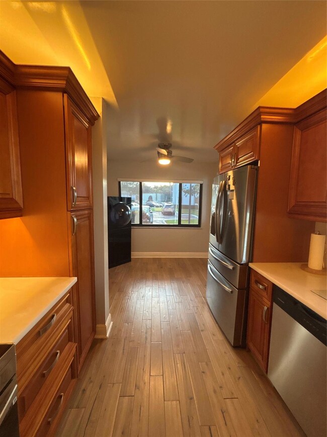 10724 W Clairmont Cir unit 101, Tamarac, FL 33321 - photo 4