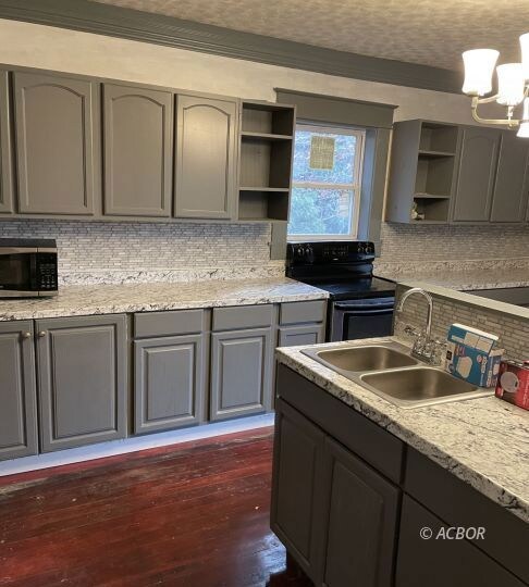 Kitchen Cabinetry