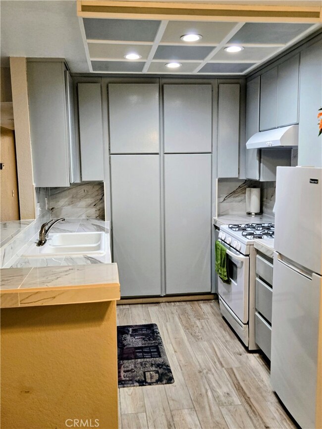 13200 Landau Blvd, Cathedral City, CA 92234 - photo 5