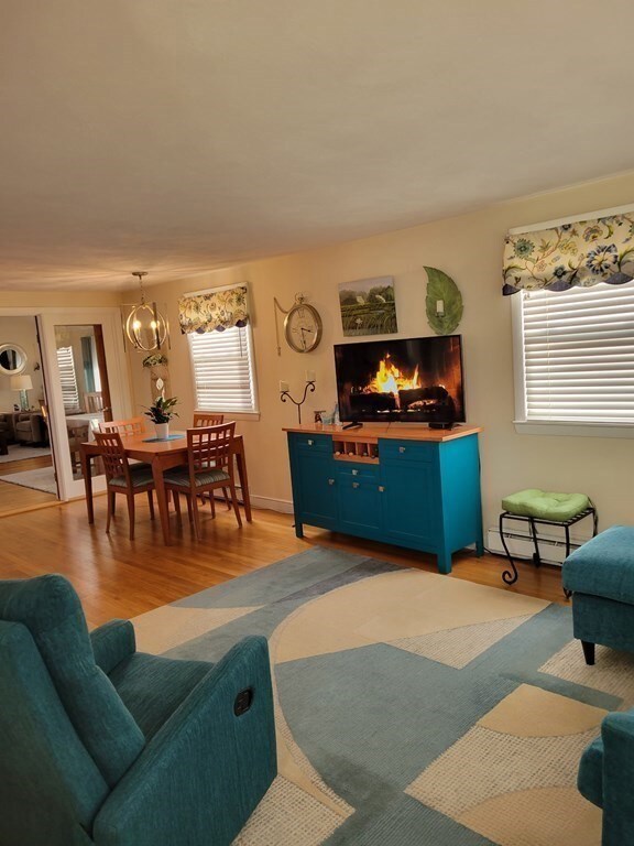 6 Dow St, Saugus, MA 01906 - photo 4