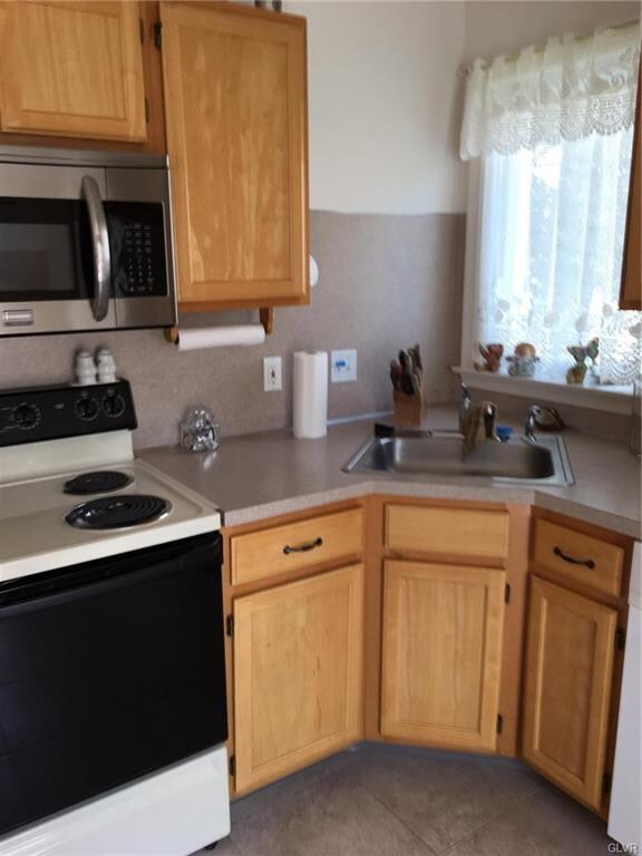 207 Ridings Cir unit DD207, Macungie, PA 18062 - photo 5