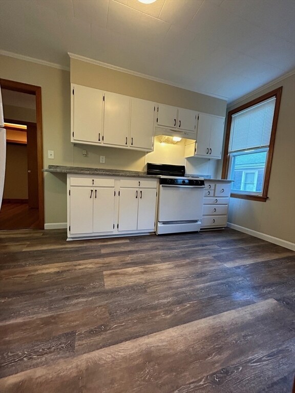 17 Adams St unit 4, Bourne, MA 02532 - photo 4