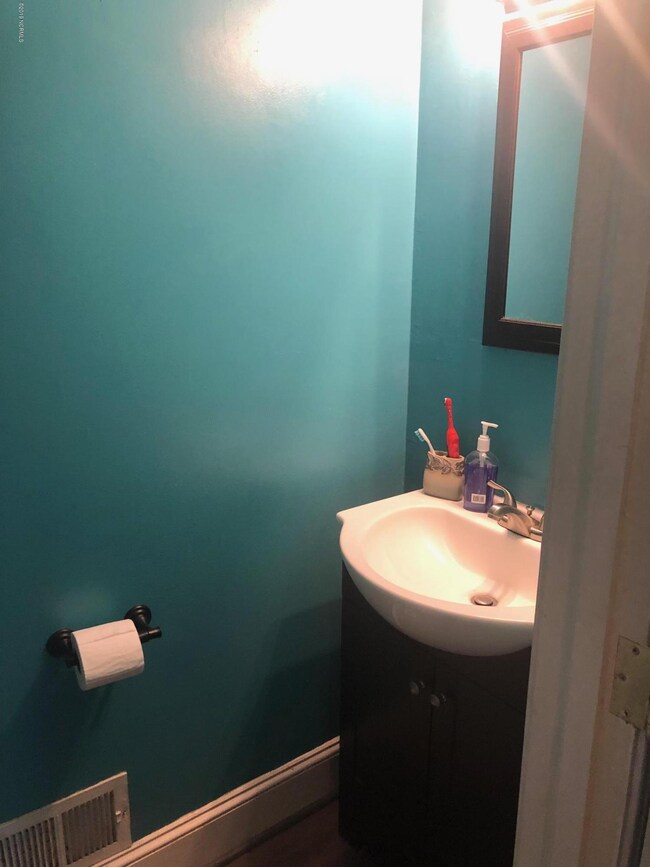old franklin half bath
