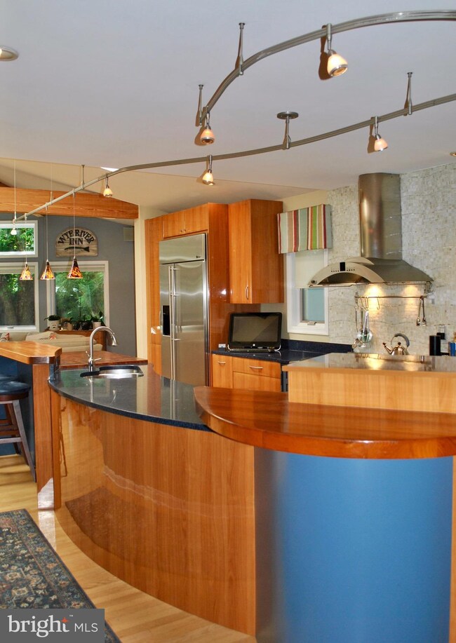 308 Riverview Ave, Annapolis, MD 21403 - photo 6