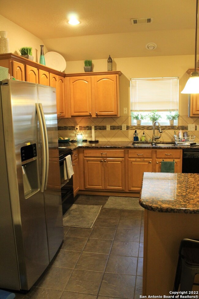 9819 Mill Path, San Antonio, TX 78254 - photo 4