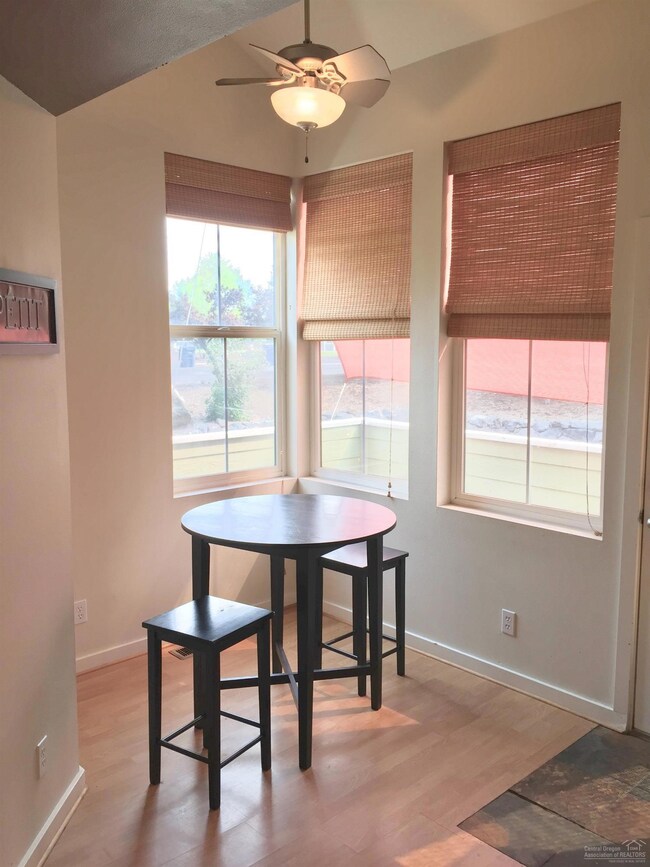 61092 Ferguson Ct, Bend, OR 97702 - photo 7