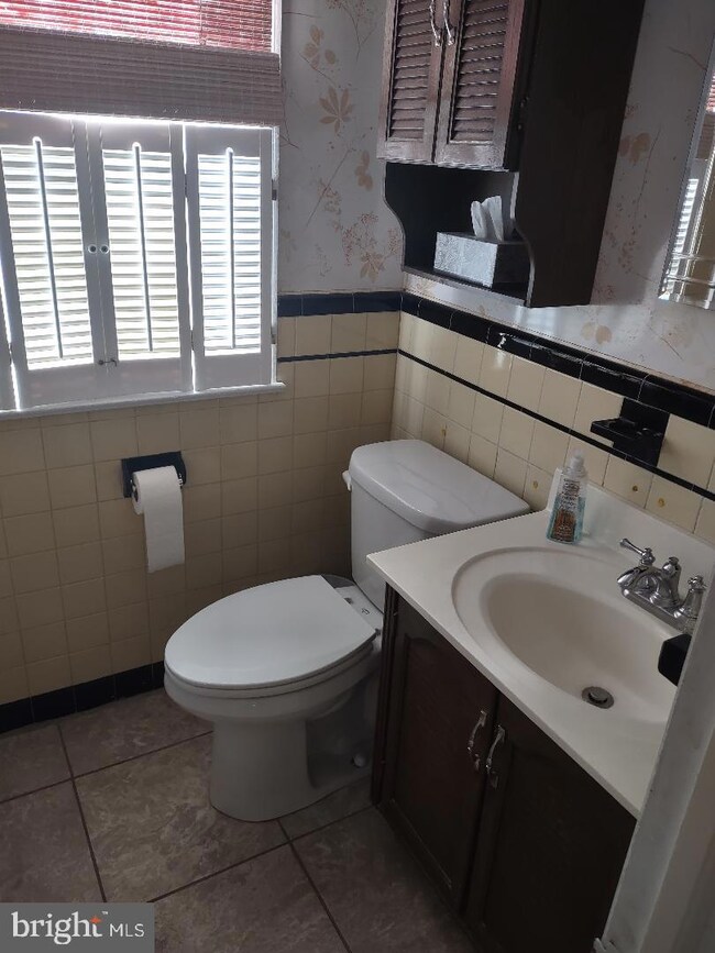 76 Strathaven Dr, Broomall, PA 19008 - photo 6