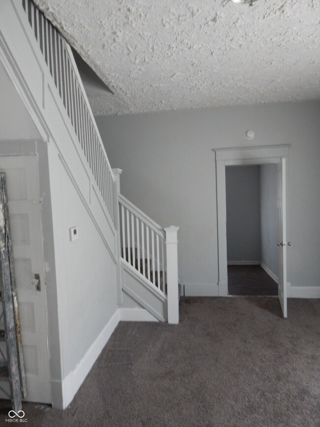 1051 N Holmes Ave, Indianapolis, IN 46222 - photo 5