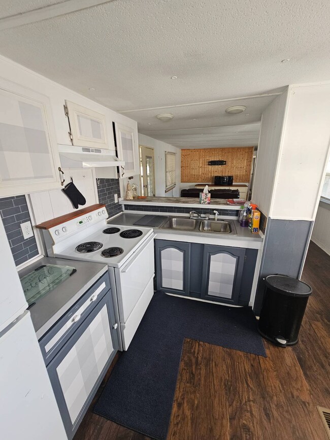 918 Hatten Ln, Inverness, FL 34450 - photo 6