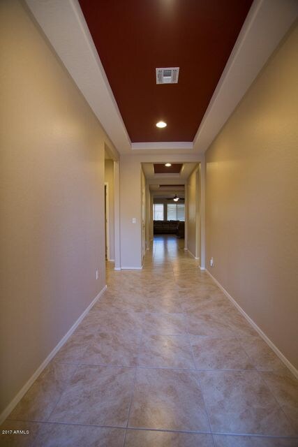 2420 W Beverly Rd-1005