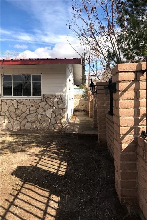 7611 Parral Dr, El Paso, TX 79915 - photo 4
