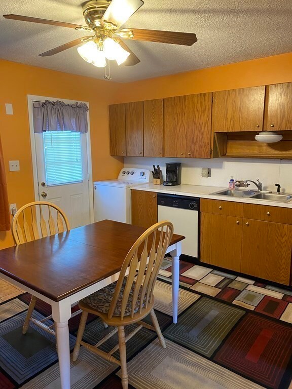 47 Sherman Ave, Haverhill, MA 01832 - photo 2