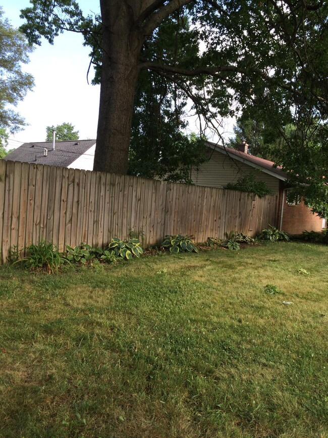 4156 Virginia Cir E, Columbus, OH 43213 - photo 6