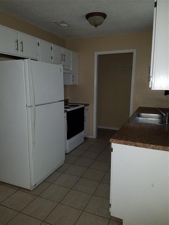 308 E Willingham St, Cleburne, TX 76031 - photo 6