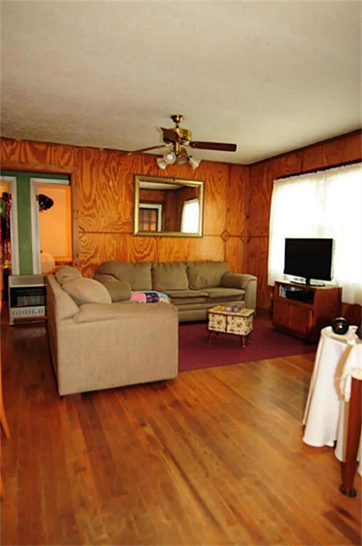 3709 Trout St, Houston, TX 77093 - photo 3