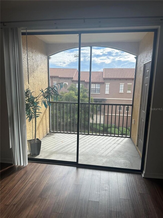 6157 Metrowest Blvd unit 304, Orlando, FL 32835 - photo 6