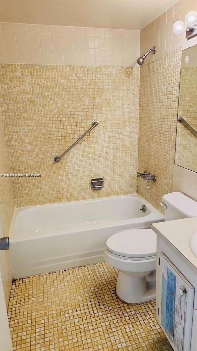 119 Salisbury E unit E, West Palm Beach, FL 33417 - photo 7