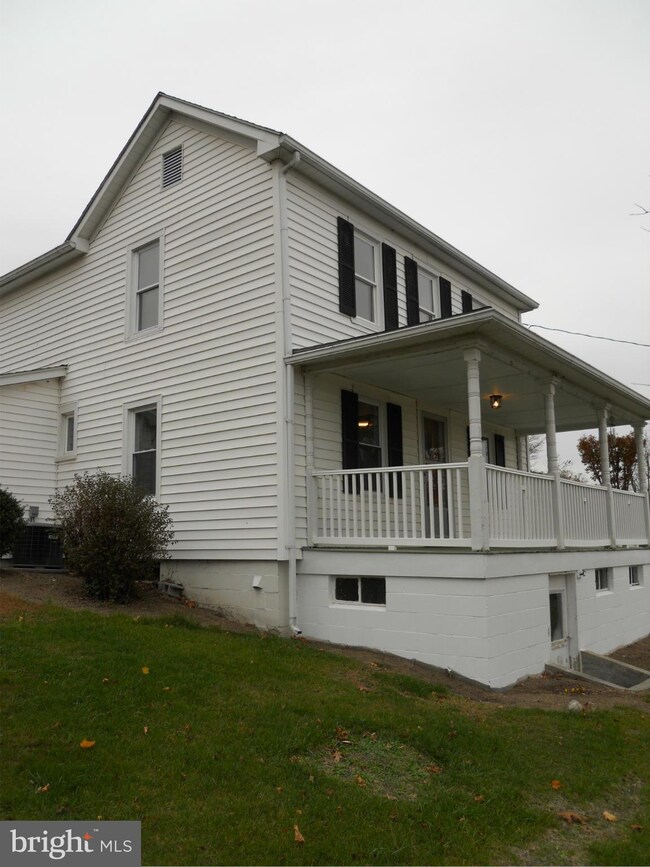 3628 Cherry Run Rd, Hedgesville, WV 25427 - photo 4