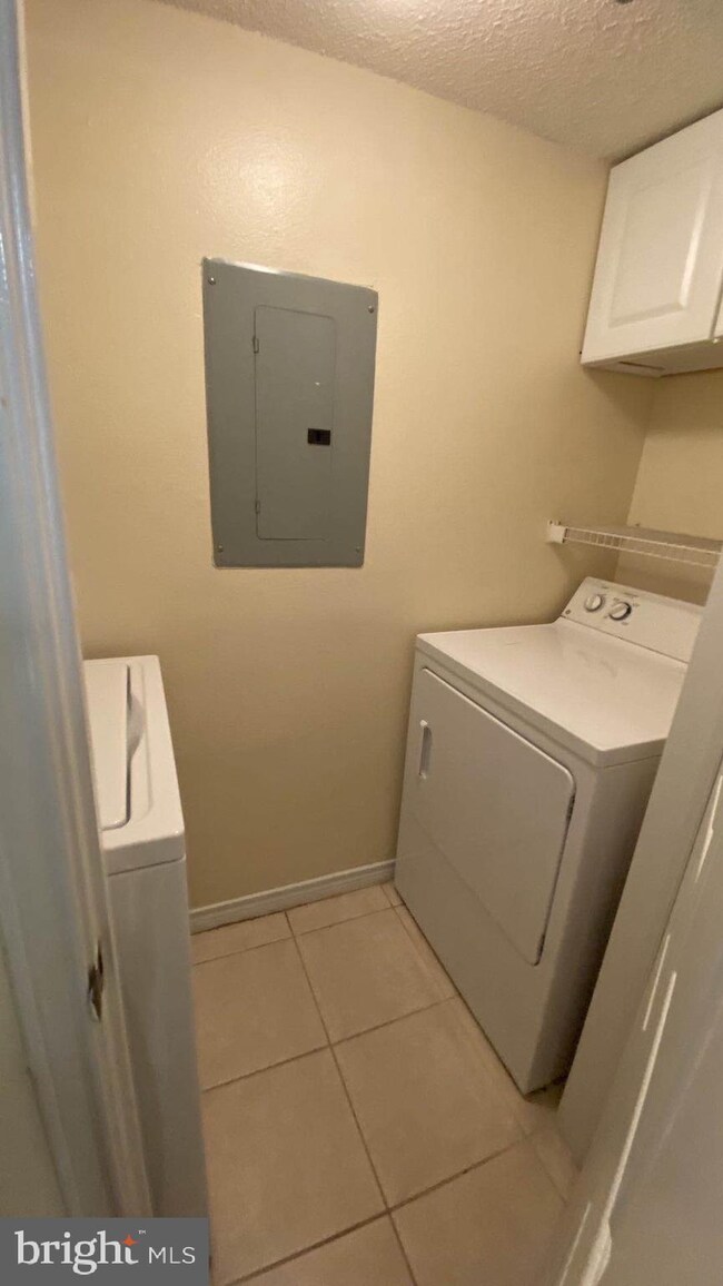 1524 Lincoln Way unit 229, McLean, VA 22102 - photo 6