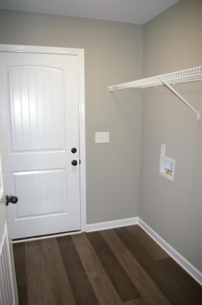 1028 Old Seminary Rd, Manchester, TN 37355 - photo 6