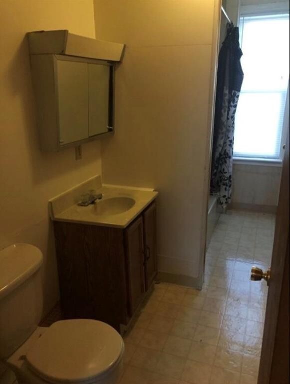 80 Burnside Ave, Woonsocket, RI 02895 - photo 4