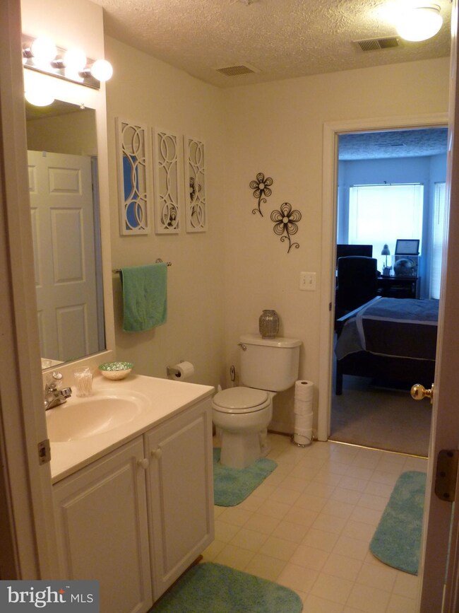 2054 Quaker Way unit 4, Annapolis, MD 21401 - photo 7