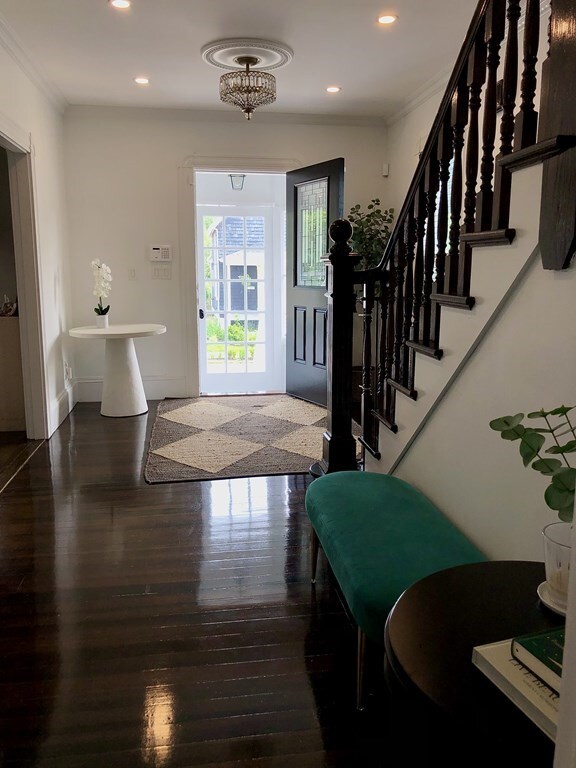 28 Norfolk Ave, Swampscott, MA 01907 - photo 3