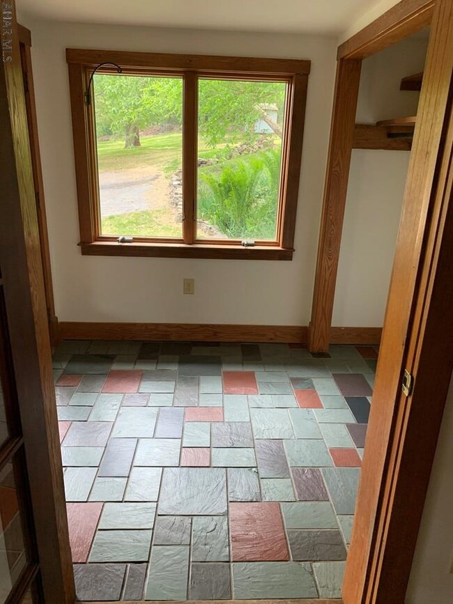 747 Business 220, Bedford, PA 15522 - photo 5