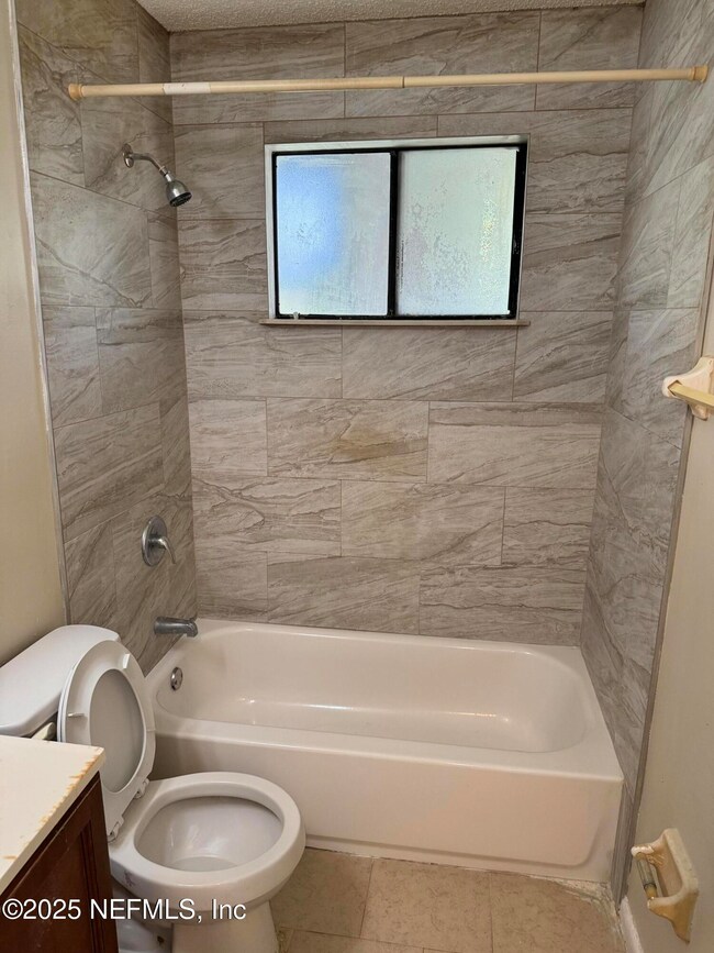 5147 Westchase Ct unit 4, Jacksonville, FL 32210 - photo 5