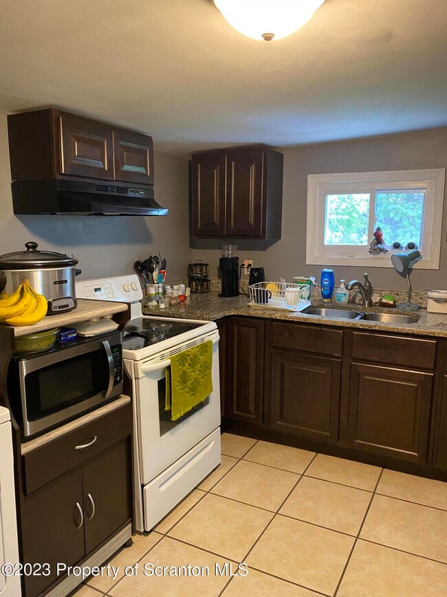 631 633 Hemlock St, Scranton, PA 18505 - photo 7