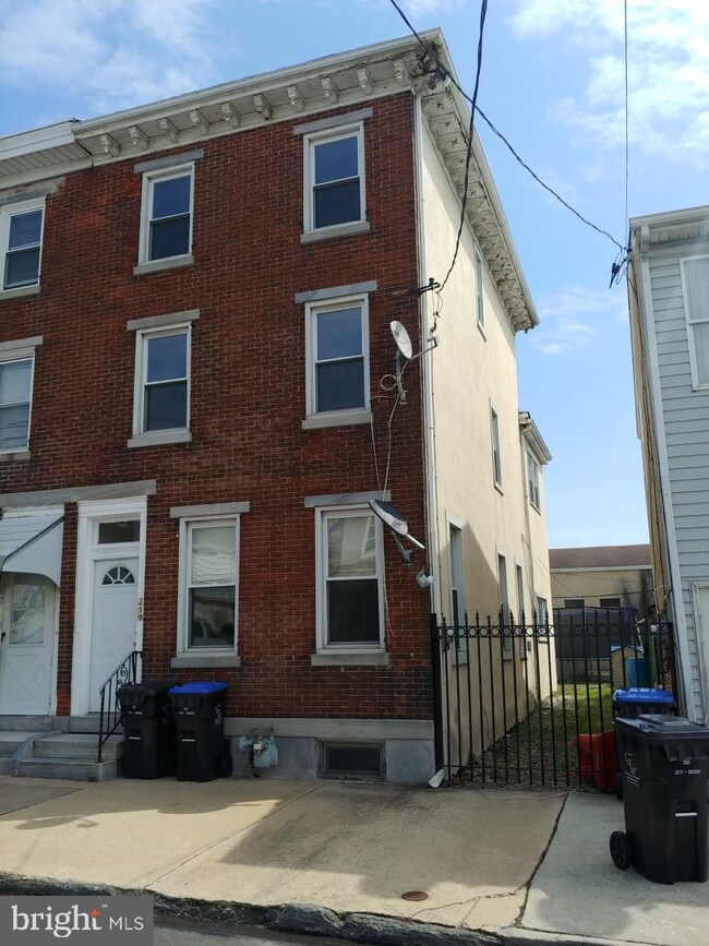 210 Walnut St, Norristown, PA 19401 - photo 2