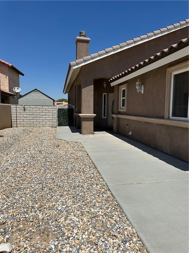 14108 Rivers Edge Rd, Helendale, CA 92342 - photo 2