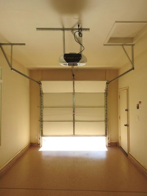Garage 2