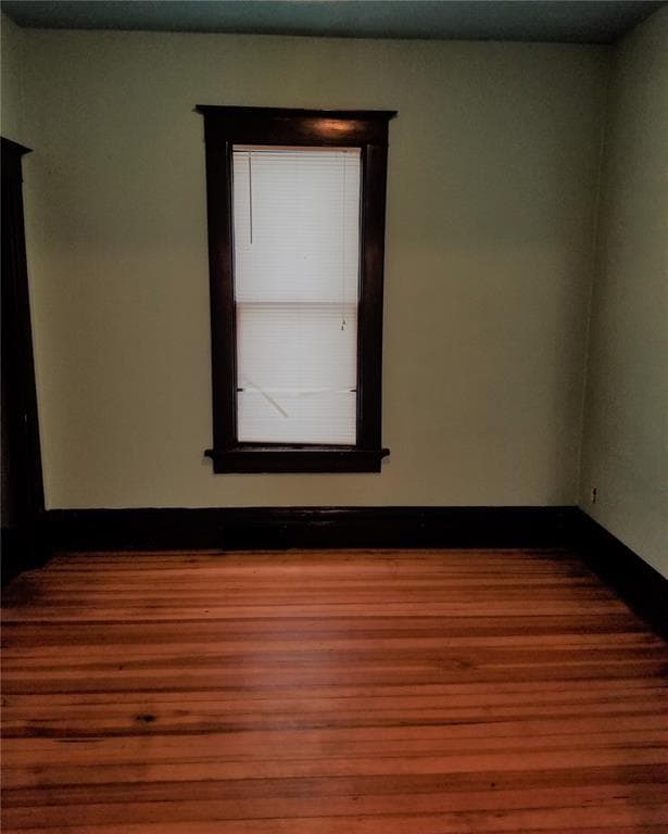 816 Camburn Ct SE, Cedar Rapids, IA 52403 - photo 2