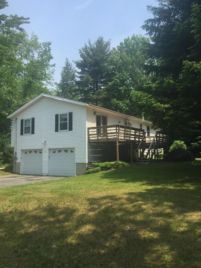25 Cadwell Rd, Pittsfield, MA 01201 - photo 3
